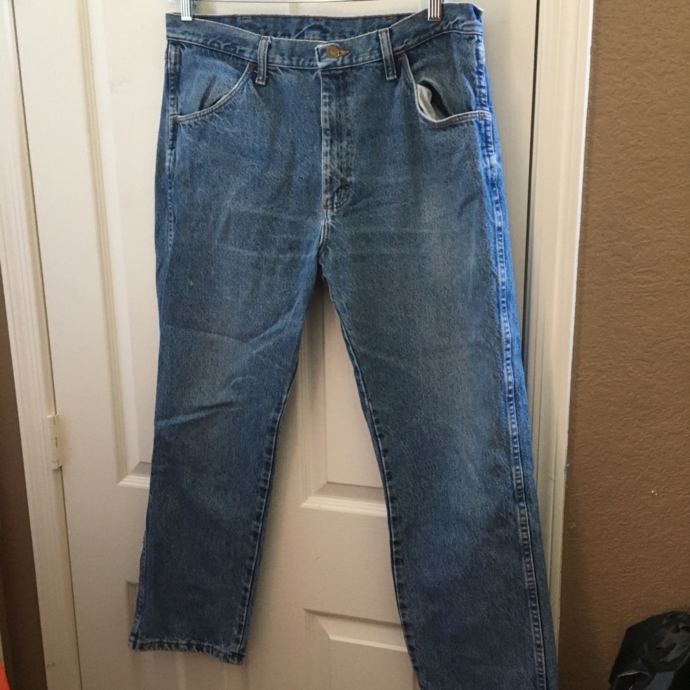 FINAL MARKDOWN Men’s rustler jeans 36 x 29